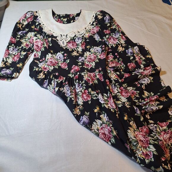 Lisa Petites Vintage 80s Black Floral Lace Bib Collared Neck Midi Dress Size 14 - Picture 11 of 11